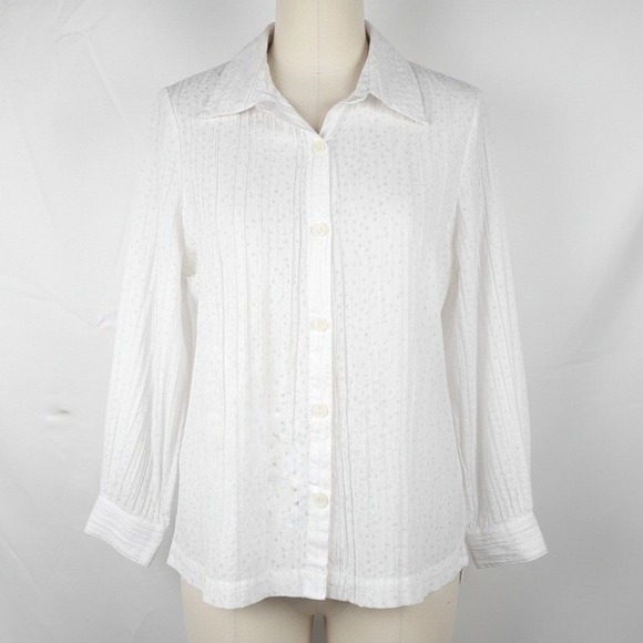 Sag Harbor Tops - Polka Dot Textured Button Up Top Size M White Long Sleeve Coquette Coastal Gauze